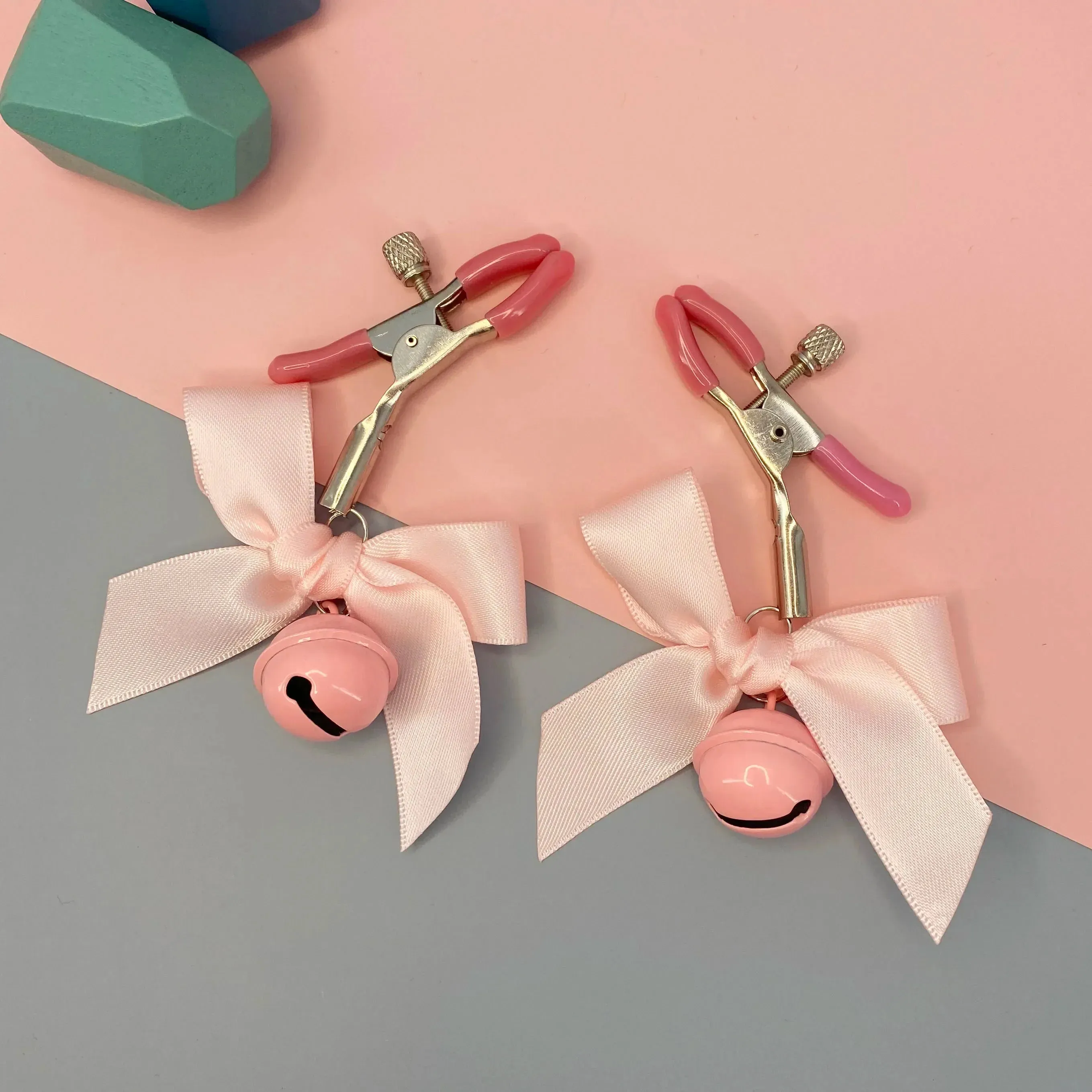Adjustable Bow Nipple Clamps with Bell - 4 Colors